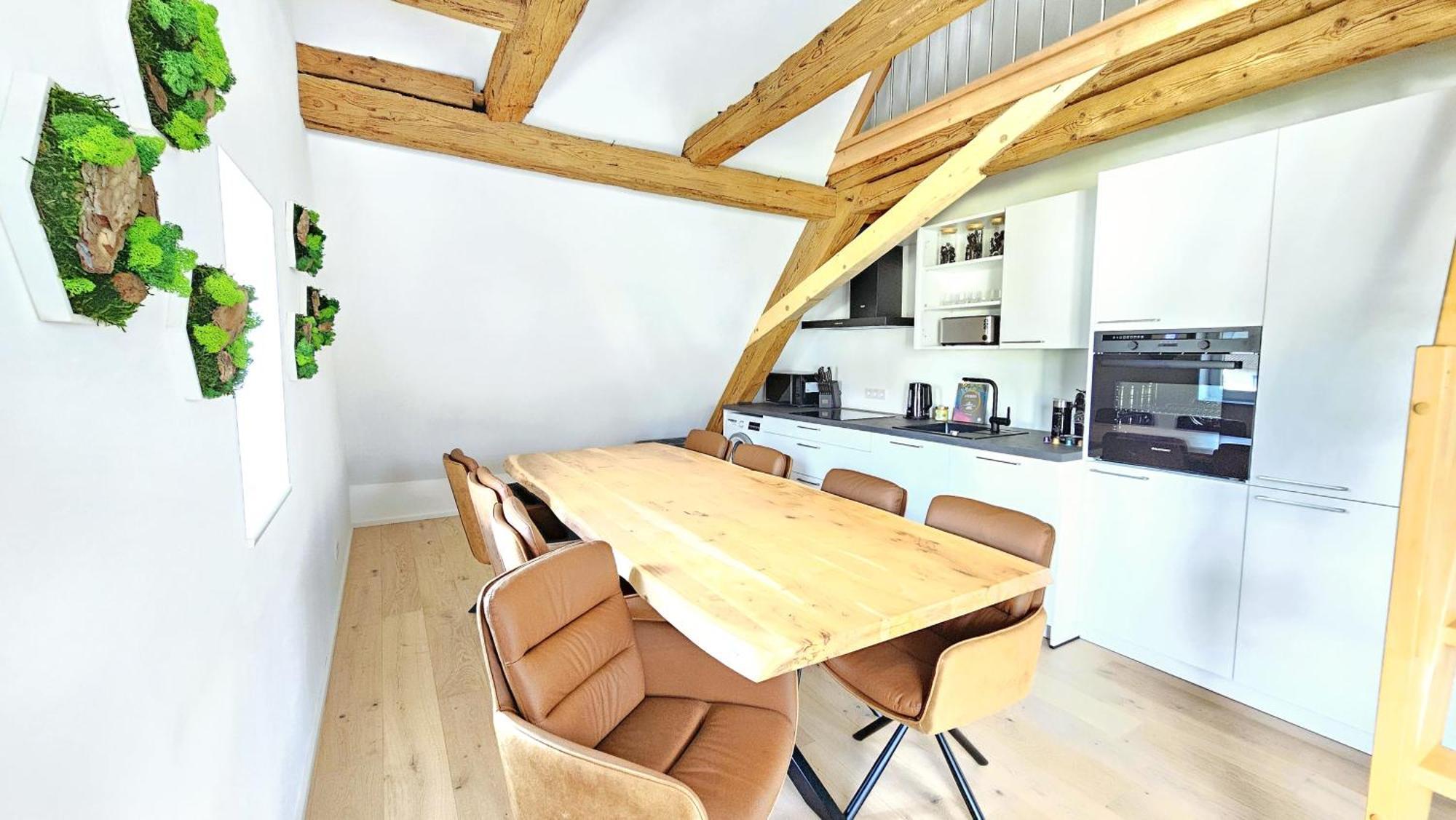 Wood World Luxury - Massage - Bergblick - Tranpolin- Parken Apartment Markdorf Exterior photo
