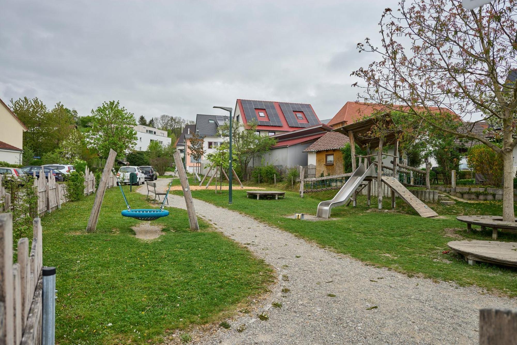Wood World Luxury - Massage - Bergblick - Tranpolin- Parken Apartment Markdorf Exterior photo